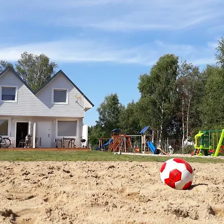 U Leona Üdülőpark Dąbki